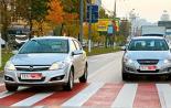 Сравнение на автомобили Opel Astra и Kia Ceed в каросерия хечбек