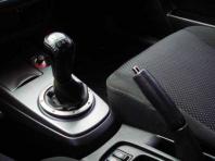 How to get under way with a manual transmission car