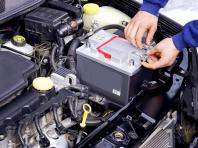 Consigli per la manutenzione della batteria dell'auto fai da te